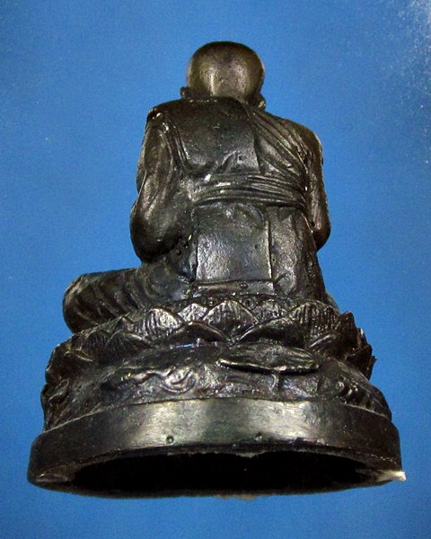 พระหลวงปู่ทวดสูง2นิ้ว