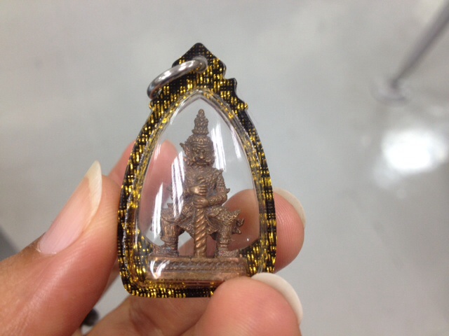 ท้าวเวสสุวรรณ รุ่น 155 มหาจักรพรรดิ์ ปลุกเสกวัดสุทัศน์ ปี 55 เนื้อนวะ