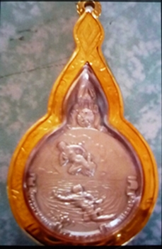 เหรียญพระมหาชนก พิมพ์เล็ก เนื้อเงิน เลี่ยมทอง