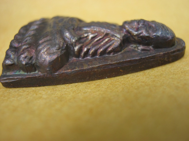 พระหลวงปู่ทวด เตารีดปี24 เนื้อทองแดงรมดำ พิมพ์หน้าใหญ่ สภาพสวยมาก องค์ที่2