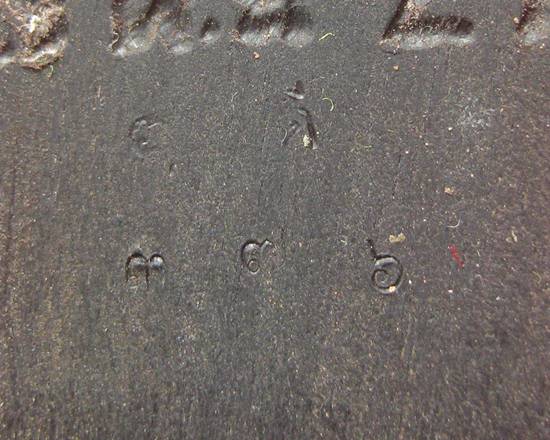 สมเด็จไม้งิ้วดําแกะ หลวงพ่อ เกษม เขมโก ปี 27  ปลุกพิธีรุ่นเสตุวารี แจกกรรมการจัด สร้างโดย ผู้ใหญ่ บุ