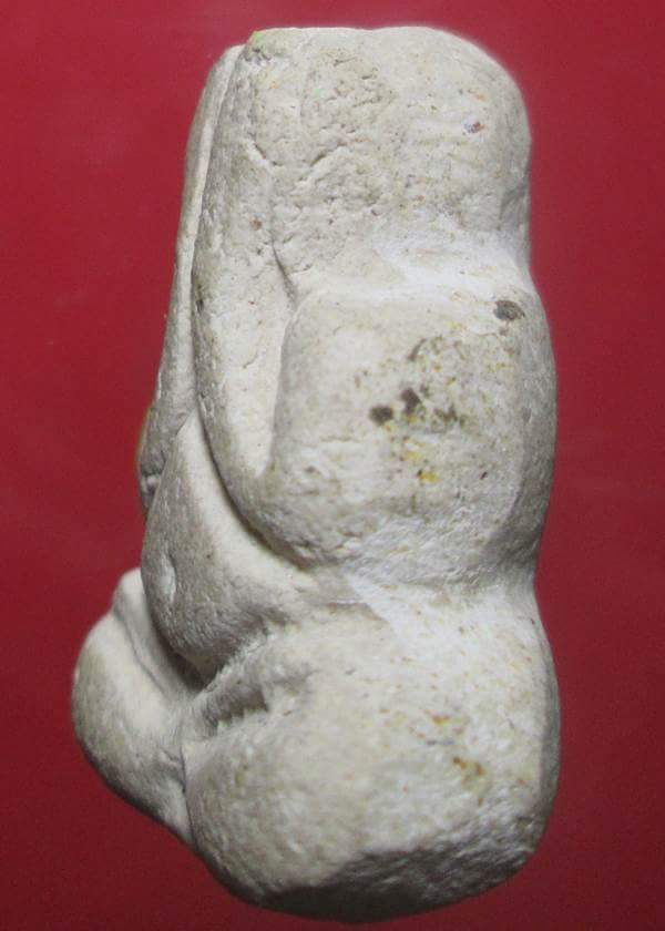 พระปิดตาเงินไหลมา หลวงปู่หมุน วัดบ้านจาน เนื้อผงมีตระกุด ปี2542. จ...ศรีสะเกษ