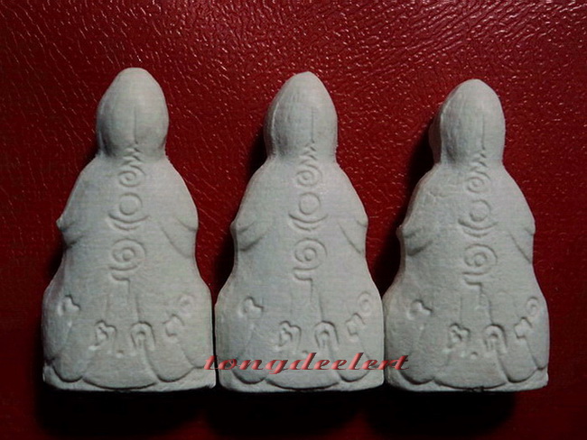 เจ้าแม่กวนอิม ญสส. สมเด็จพระญาณสังวรฯ วัดบวรนิเวศวิหาร รุ่นแรก สวยมากค่ะ