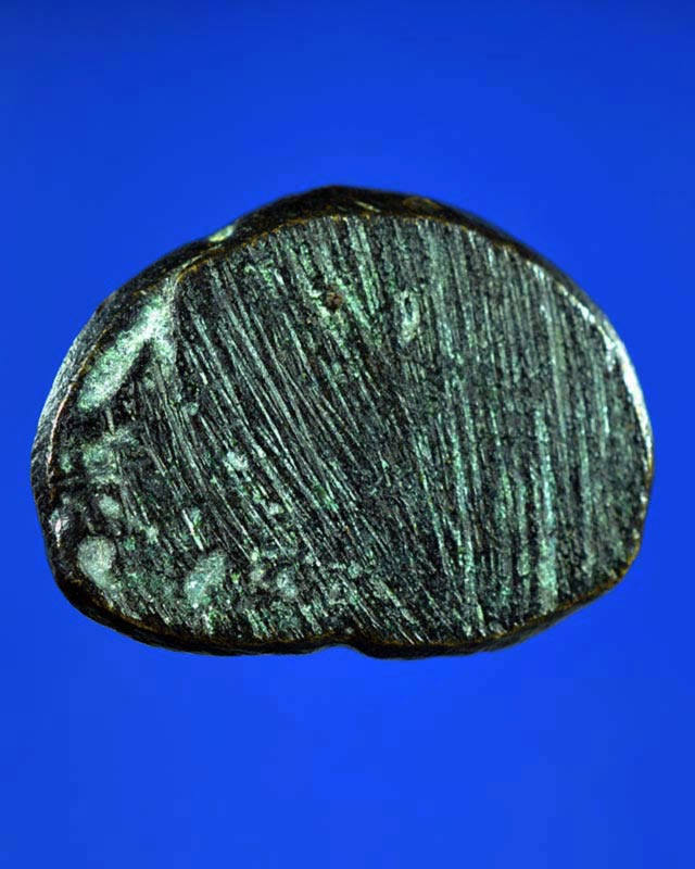 หลวงพ่อเงิน รุ่นปืนแตก