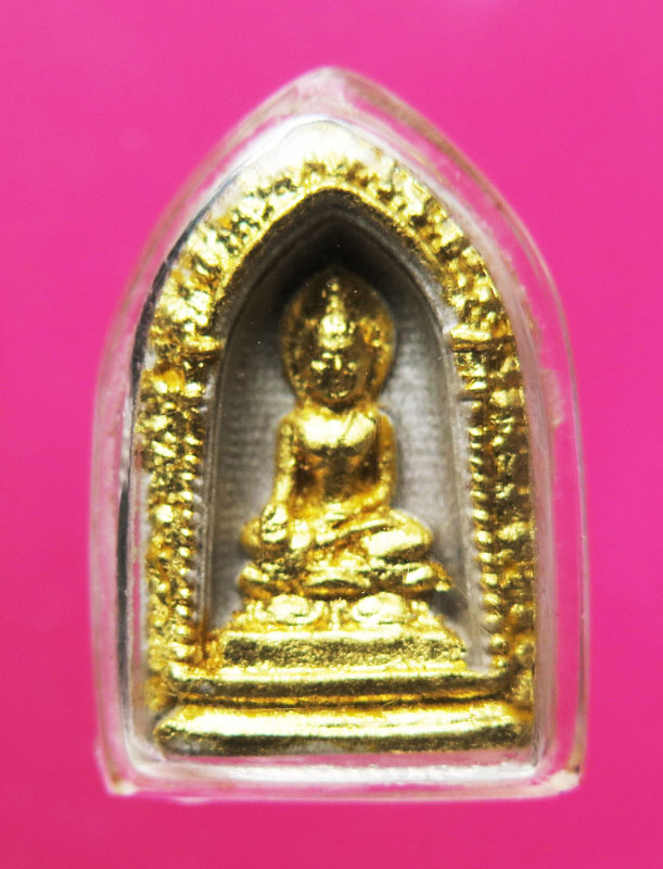 พระพุทธไพรีพินาศ ปี 30 ลงทองเดิม พิมพ์กลาง เนื้อผงน้ำมัน