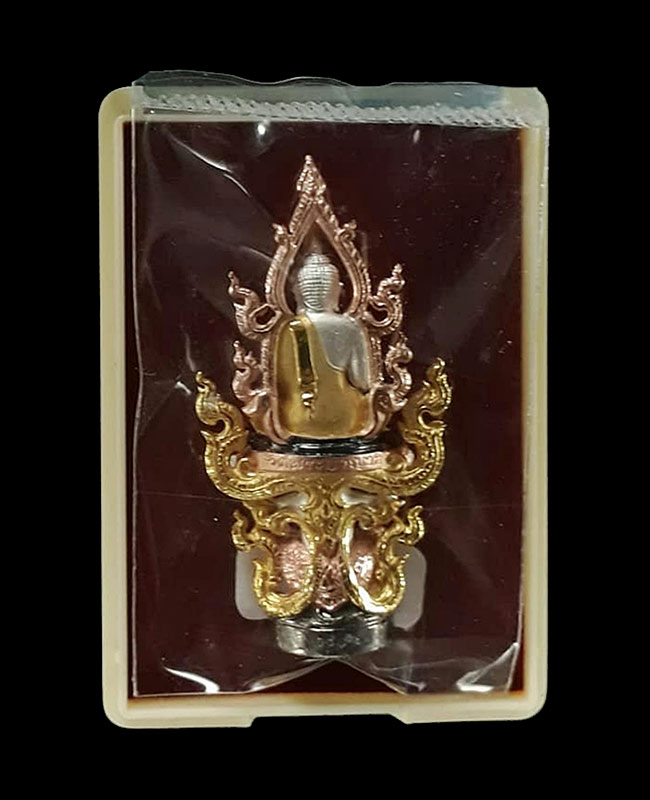 พระพุทธนิมิตรพิชิตมาร รุ่นพิชิตมาร พระอธิการใจ วัดพระยาญาติ จ.สมุทรสงคราม ปี2559 เนื้อ 4K ซุ้มสีนาค