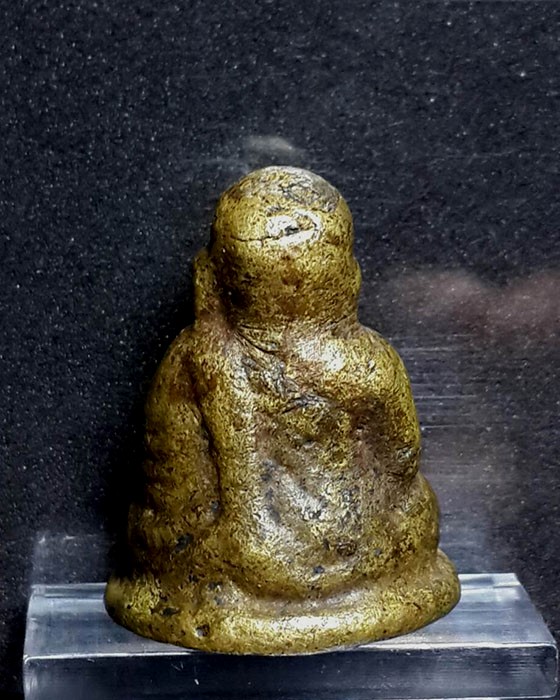 หลวงพ่อเงิน ปืนแตก ปี 28 พิมพ์นิยมเศียรโต 