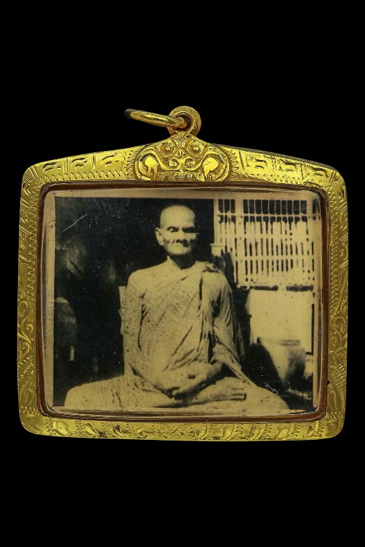ภาพถ่ายหลวงพ่อพรหม วัดช่องแค ยุคต้นหายาก