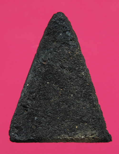 พระโป้ กรุบางกระทิง เนื้อดำสนิท อยุธยา