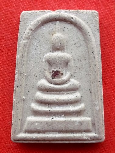 เริ่ม 10 บาท กับ พระผงสมเด็จ   …ES248