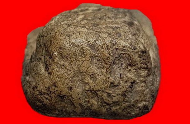 พระคงเขียวคราบเหลือง กรุเก่าเร้าใจจัดจ้าน คลาสสิคไร้อุดซ่อม ควรค่าแก่การอนุรักษาและสะสม