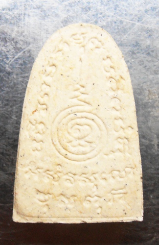 พระผงสมเด็จโตหลวงปู่หมุน ปลุกเสก พิธีพระเจ้าห้าพระองค์ วัดสุทัศน์ สวยๆครับ