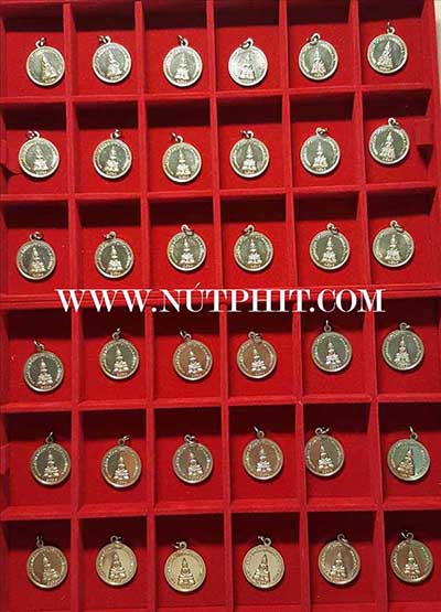 ชุด 78 องค์ พระพุทธโสธร ปีลึกโบราณเก่าแก่มากครับ พ.ศ.๒๕๑๔ แชมป์ ๆ ทุกองค์*125