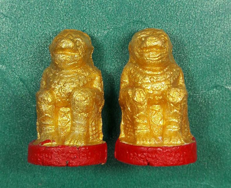 หลวงปู่หมุน " หนุมานชมพูนุช รุ่นพระเจ้าห้าพระองค์ 5 พิธีใหญ่ 2543