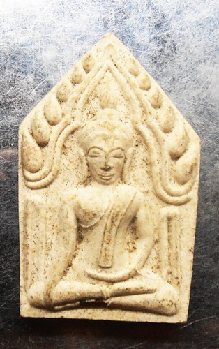 ขุนแผนหลวงปู่ชอบรุ่นชอบเงินสด วัดสว่างอารมย์ สวยๆฝังตระกรุดครับ