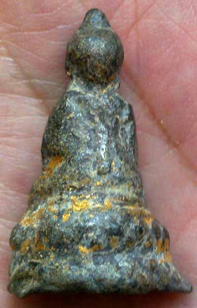 พระกรุสนิมแดง