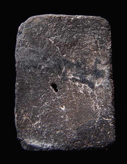 พระสมเด็จรัศมี พิมพ์แขนสอบ เนื้อผงใบลาน กรุวัดคลองขอม สุพรรณบุรี