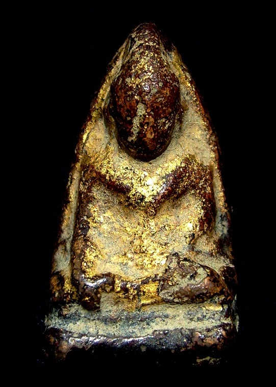 พระหน้าฤาษี พิมพ์กลาง หนึ่งในพระพิมพ์ยอดนิยมของพระกรุเมืองอยุธยา