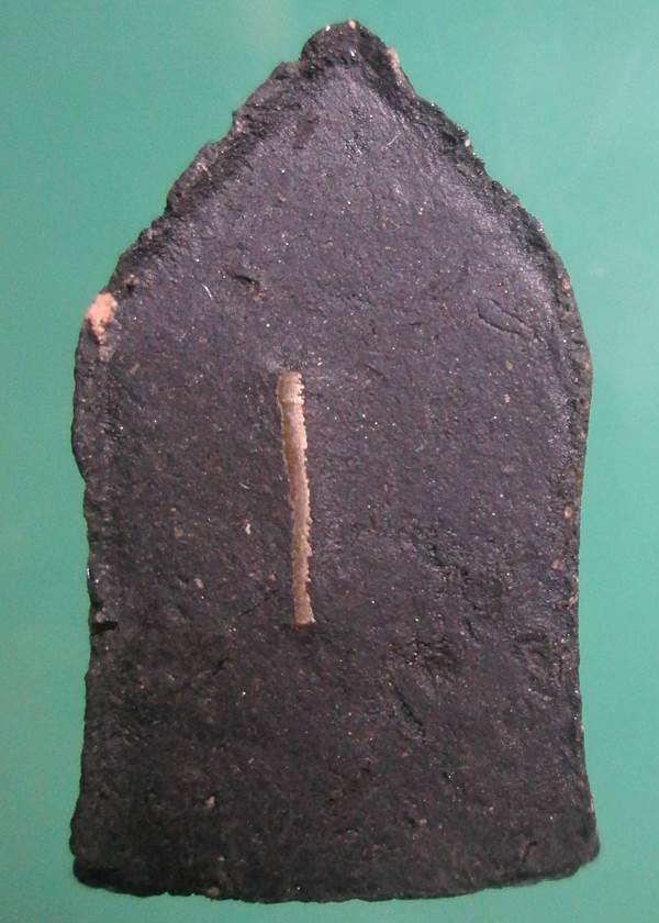 พระขุนแผนทรงพลเล็ก หลังคะกรุด หลวงปู่หมุน ปลุกเสก ออกวัดซับลำใย ปี 2543