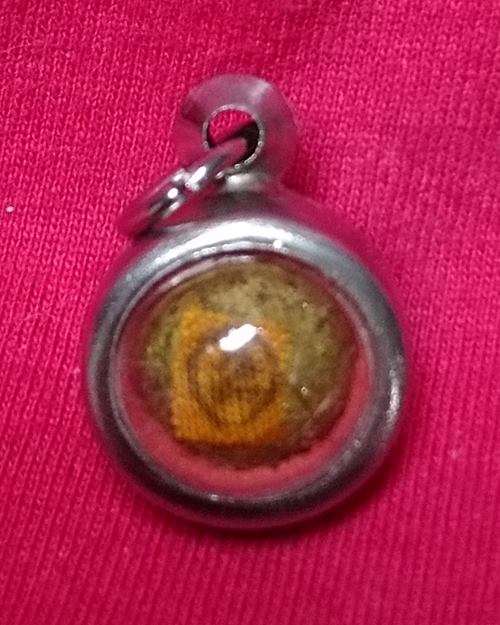 ลูกอมเทียนชัยผสมเกศาปิดทองเปลว (รุ่นมหาบารมี) ติดจีวร ปี2538