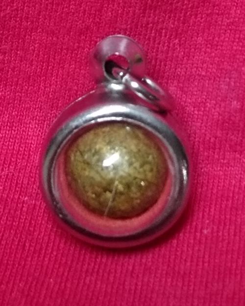 ลูกอมเทียนชัยผสมเกศาปิดทองเปลว (รุ่นมหาบารมี) ติดจีวร ปี2538