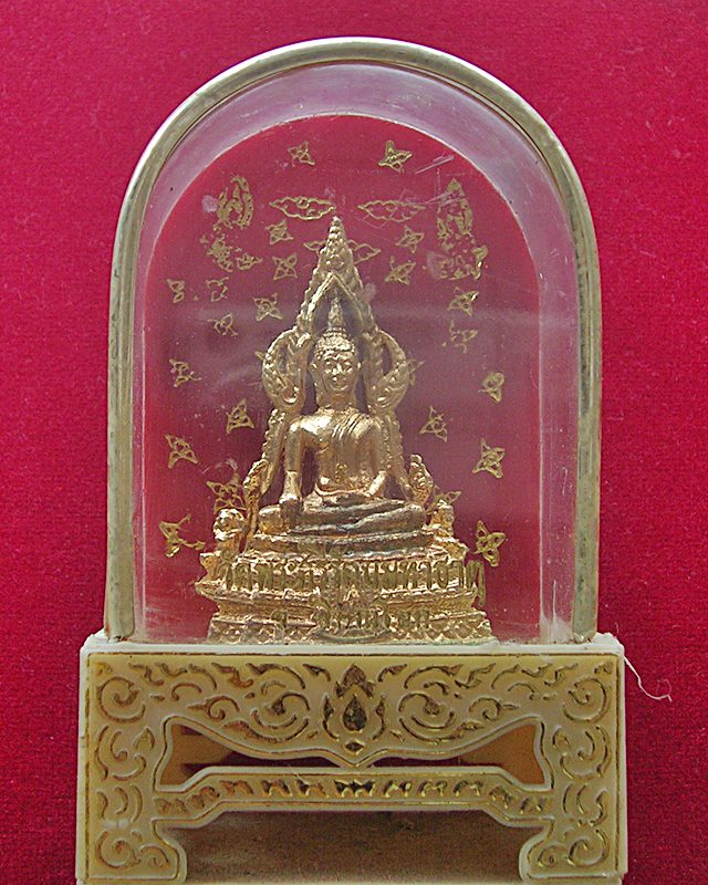 พระบูชาตั้งหน้ารถ พระพุทธชินราช วัดพระศรีรัตนมหาธาตุ จ.พิษณุโลก หน้าตัก 1.5 นิ้ว สูง 2.5 นิ้ว