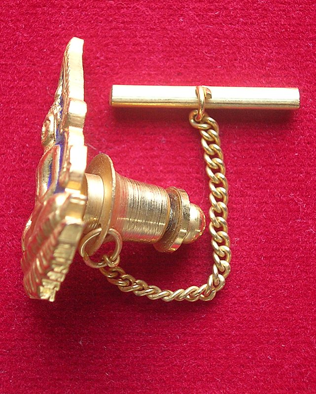 เข็มกลัดเน็คไท พระพุทธชินราช วัดพระศรีมหาธาตุ จ.พิษณุโลก กะไหล่ทองลงยา