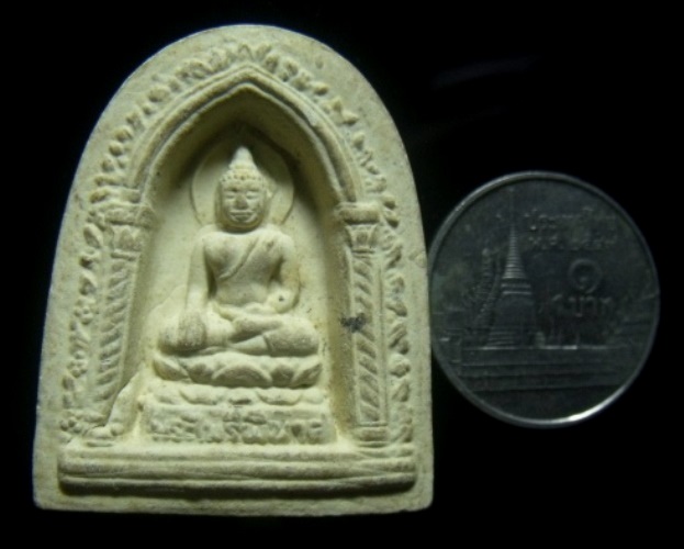 **วัดใจ**สมเด็จพระไพรีพินาศ ญสส. หลังลายเซ็นต์ วัดบวรฯ เนื้อผง ปี ๒๕๓๐**สวยๆ เชิญชมครับ