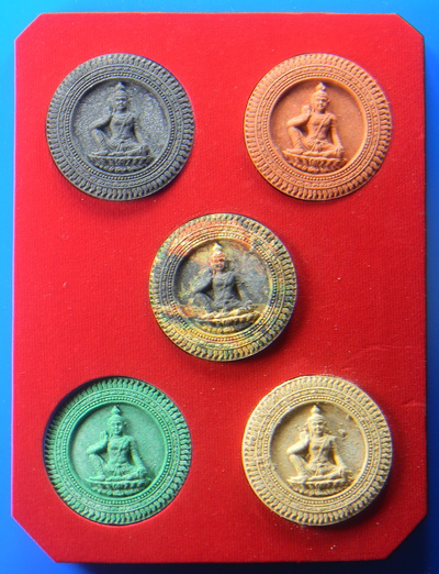 เคาะแรกแดง...สิริสมบัติ "๕๐ ปี โรงเรียนวัดบวรนิเวศ" ๓.๙ ซ.ม...ชุดกล่อง ๕ องค์