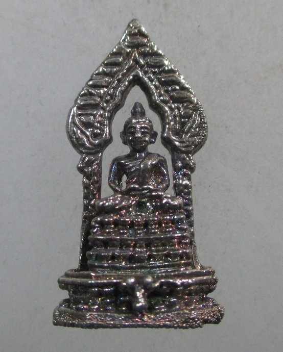 ๒๐ รูปหล่อพระนิรันตราย องค์เล็ก