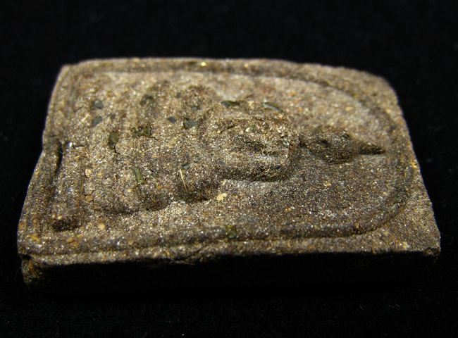 สมเด็จวัดโนนผึ้ง เนื้อว่านชานหมาก ฝังเพชรหน้าทั่ง หลวงปู่หมุนปลุกเสก 2540