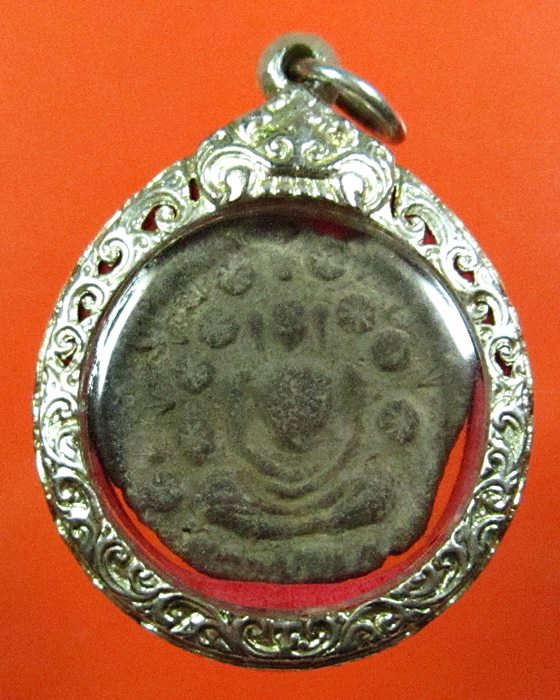 พระกรุสะดือเมือง (วัดอินทขิล) เชียงใหม่