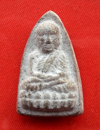 เริ่ม 10 บาท กับ พระผงหลวงปู่ทวด  …ET104