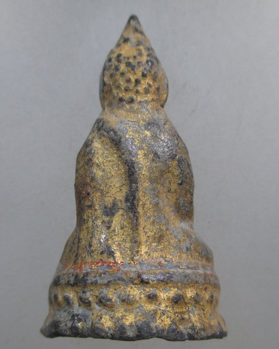 ๒๐ พระแก้บน เนื้อตะกั่วสนิมแดง