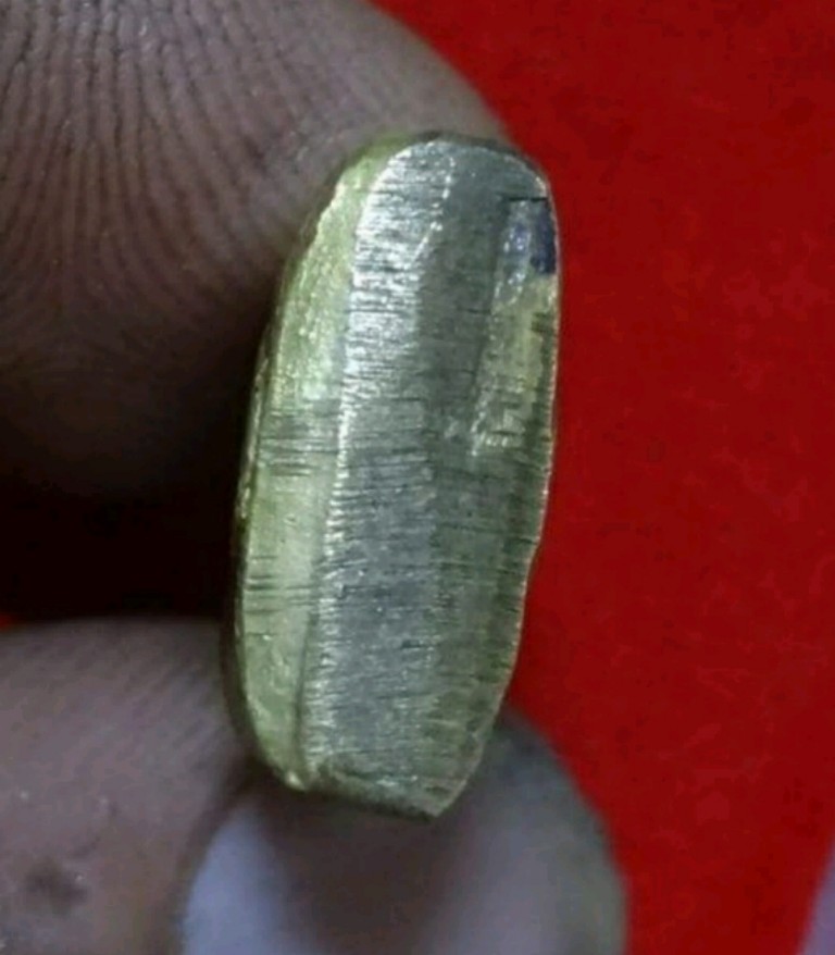 หลวงพ่อโสธร สองหน้า 97 วงแหวนเต็ม สภาพล้าง รับประกันตามกติกาครับ 