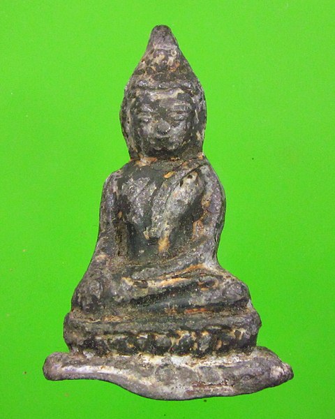 พระแก้บนเนื้อชินตะกั่วสนิมแดงมีคราบไข ทารักเก่าสูง5เซนต์