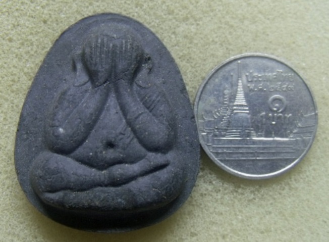 **วัดใจ**พระปิดตาเนื้อผงใบลาน หลวงปู่เหรียญ วรลาโภ วัดอรัญบรรพต รุ่น ศรัทธาบารมี ปี ๒๕๓๙** 