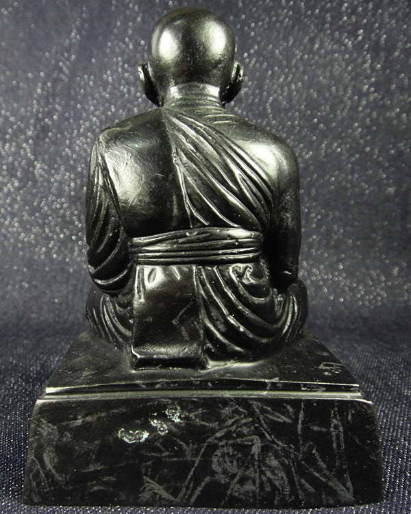 พระบูชา หลวงพ่อทวด วัดช้างให้ ปี 40 หน้าตัก 2 นิ้ว ฝังเหรียญใต้ฐาน ตอกโค๊ด ท กำกับ