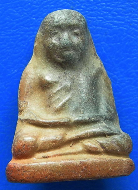 พระรูปเหมือนหลวงพ่อเงินวัดบางคลาน เนื้อดิน...