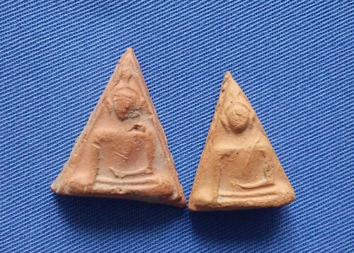 เคาะเดียว. พระนางพญา หลวงพ่อถนอม ปี2514 2องค์. วัดนางพญา เนื้อดิน