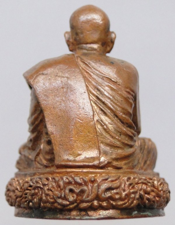 700 ฿ รูปหล่ออุดผงเส้นเกศา ฉลองอายุ 78 ปี หลวงพ่อทองดำ วัดถ้ำตะเพียนทอง จ.ลพบุรี