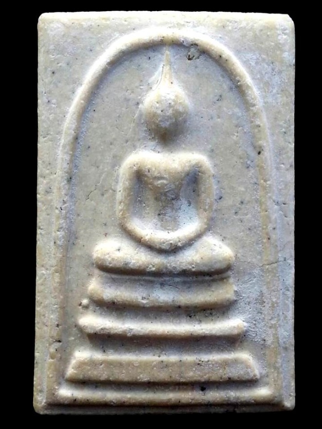 450 ฿ พระสมเด็จวัดระฆังรุ่น 122 ปี ( พิมพ์ใหญ่ ) " พิเศษเม็ดมวลสาร " หลังตรายางสีม่วง พร้อมกล่องเดิม