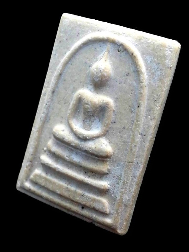 450 ฿ พระสมเด็จวัดระฆังรุ่น 122 ปี ( พิมพ์ใหญ่ ) " พิเศษเม็ดมวลสาร " หลังตรายางสีม่วง พร้อมกล่องเดิม