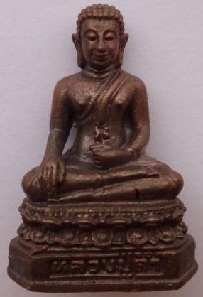 รูปหล่อหลวงตาดำวัดกาญจนสิงหาสน์(วัดทอง) ปี44 อาจารย์ของ หลวงพ่อชาญณรงค์ เคาะเดียว