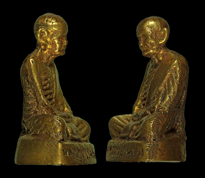 รูปหล่อ หลวงปู่แหวน ไม่ทราบปี