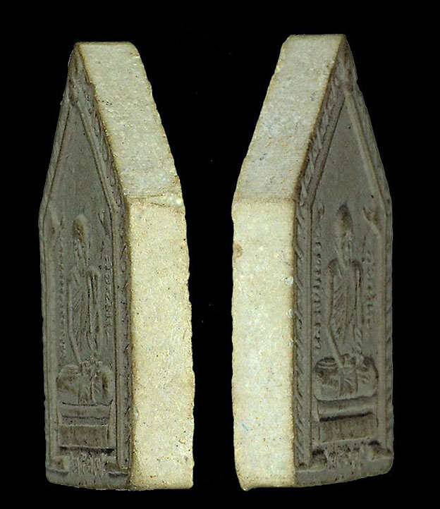 รูปเหมือนเนื้อผง หลวงปู่แหวน ปี 2517 วัดราษฎร์บำรุงจัดสร้าง เคาะเดียว 150