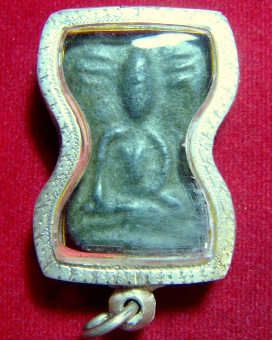 พระมเหศวรเนื้อชินเขึยวพิมม์ใหญ่ กรุวัดพระศรีฯ จ.สุพรรณบุรี