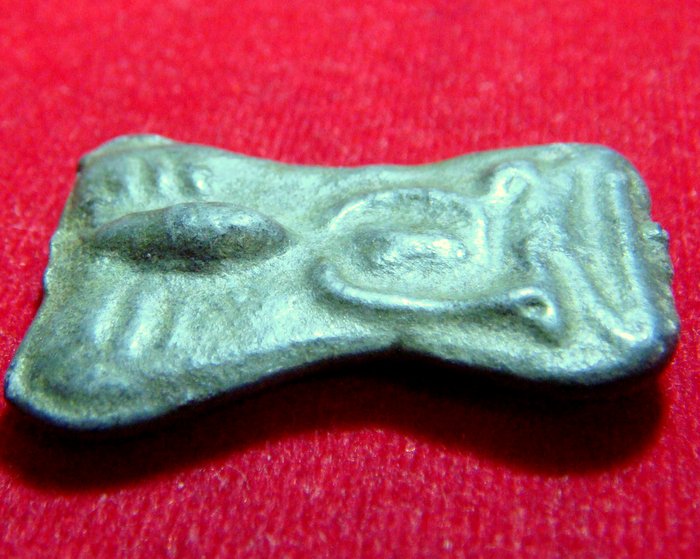 พระมเหศวรเนื้อชินเขึยวพิมม์ใหญ่ กรุวัดพระศรีฯ จ.สุพรรณบุรี