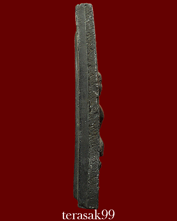 พระสมเด็จปรกโพธิ์เก้าใบ หลังพระพุทธชินราช เนื้อดินเผาสีดำ ขนาดบูชา หลวงพ่อกวย วัดโฆษิตาราม