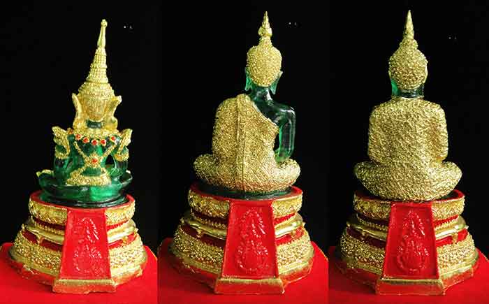 ***เคาะแรกค่ะ ******รวมยกชุดพระแก้วมรกต 3 ฤดู***